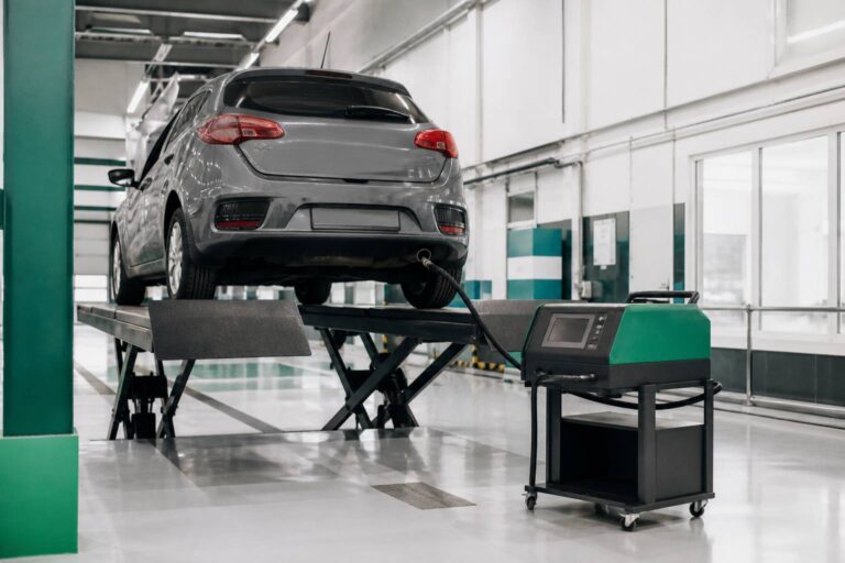 Refus au contrôle technique : que faire pour continuer à rouler